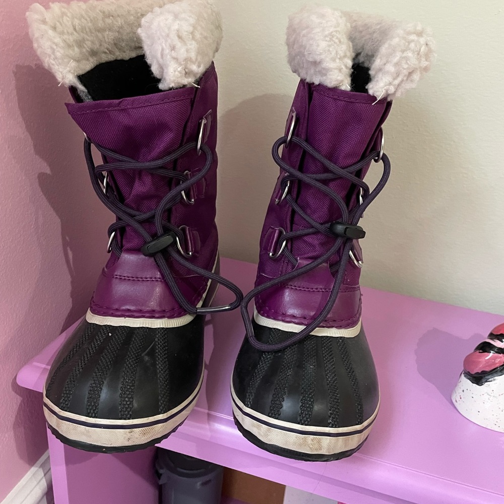 Purple kids Sorel winter boots